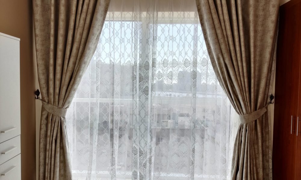 custom made eyelet curtains dubai